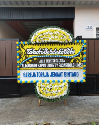 Papan Bunga Duka di Ciampea