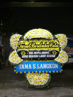 Papan Bunga Duka di Ciampea