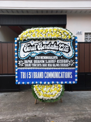 Papan Bunga Duka di Ciampea